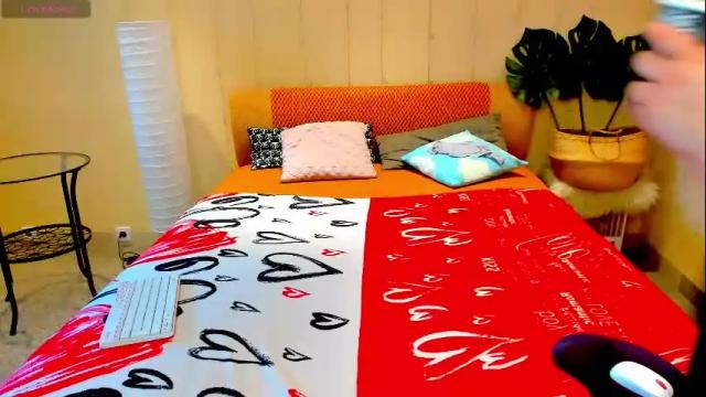 Image 11 of mira_karter Stream on Chaturbate on 4 days ago