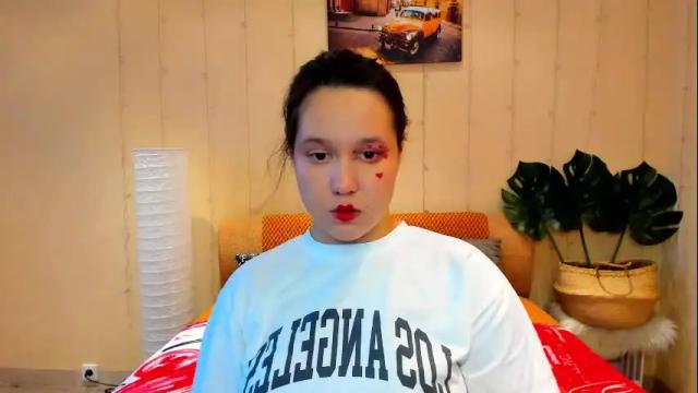 Image 6 of mira_karter Stream on Chaturbate on 1 day ago
