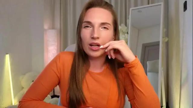 Image 2 of mira_lanes Stream on Chaturbate on 3 months ago