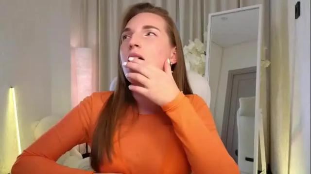 Image 3 of mira_lanes Stream on Chaturbate on 3 months ago