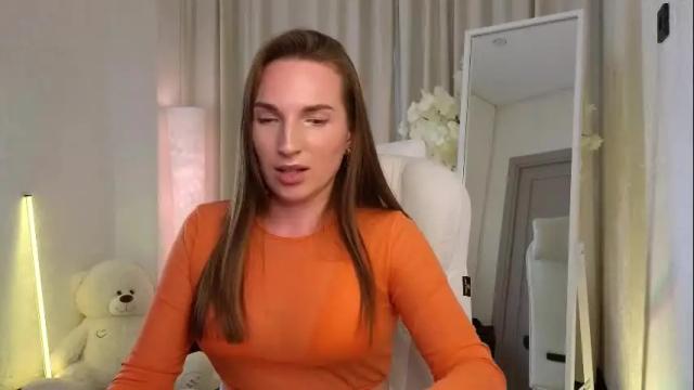 Image 4 of mira_lanes Stream on Chaturbate on 3 months ago