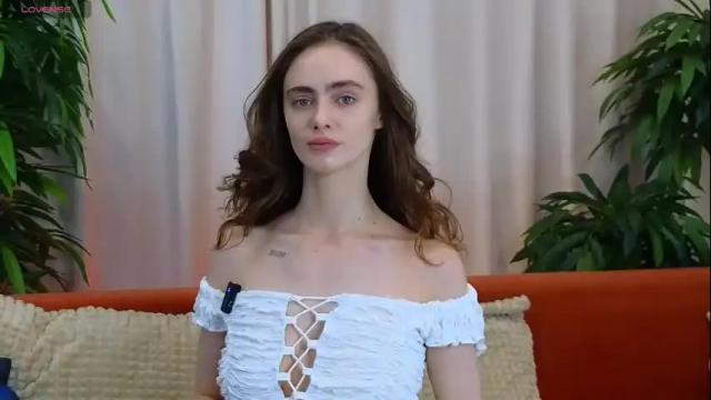 Image 2 of mira_lanes Stream on Chaturbate on 1 month ago