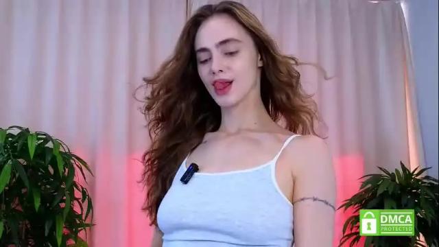 Image 4 of mira_lanes Stream on Chaturbate on 1 month ago