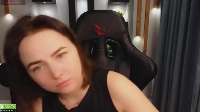 Image 7 of mira_mermayd Stream on Chaturbate on 2 months ago