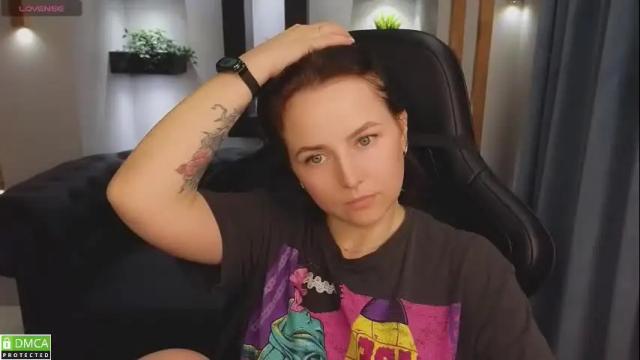 Image 3 of mira_mermayd Stream on Chaturbate on 1 month ago