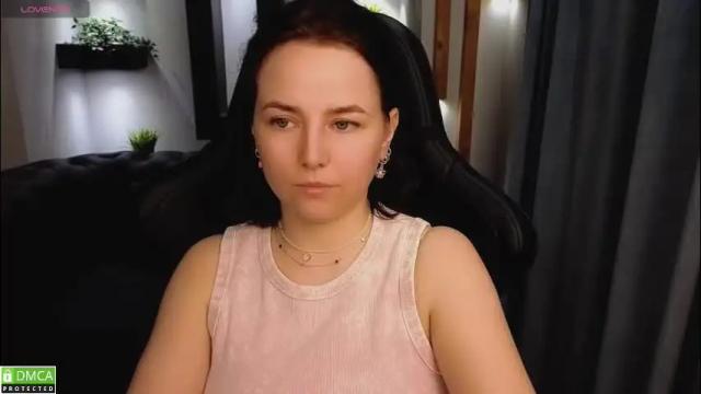 Image 4 of mira_mermayd Stream on Chaturbate on 1 month ago