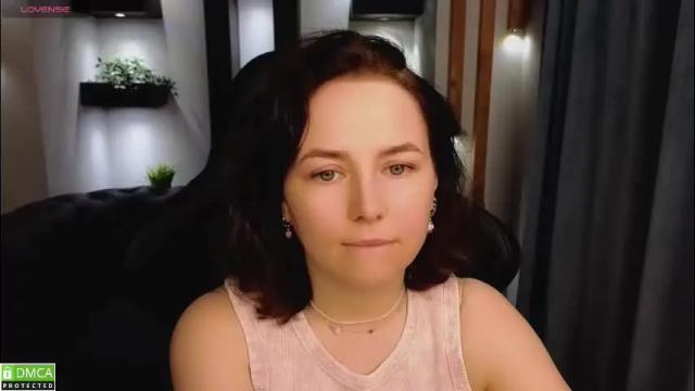 Image 7 of mira_mermayd Stream on Chaturbate on 1 month ago