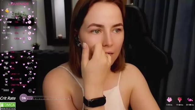 Image 11 of mira_mermayd Stream on Chaturbate on 27 days ago