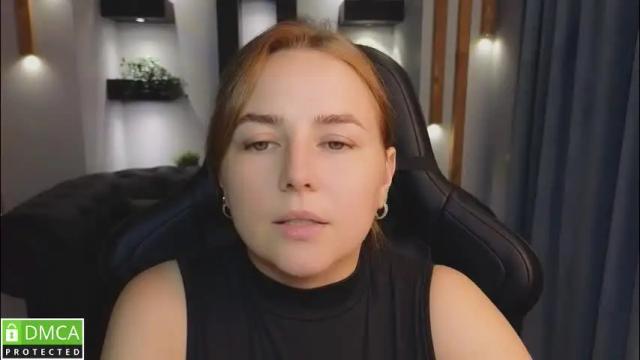 Image 7 of mira_mermayd Stream on Chaturbate on 3 months ago