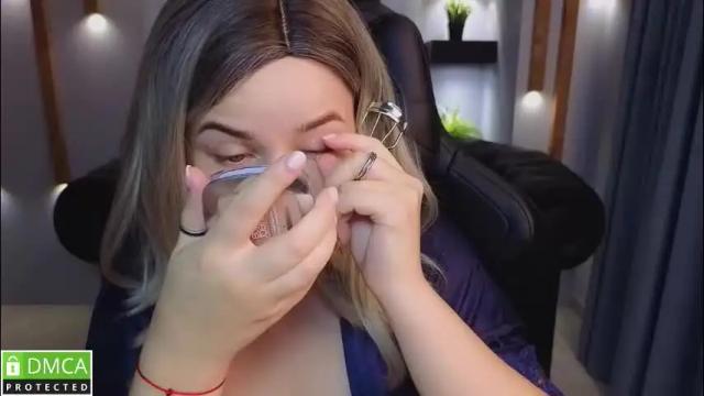 Image 2 of mira_mermayd Stream on Chaturbate on 2 months ago