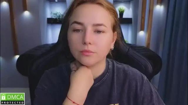 Image 4 of mira_mermayd Stream on Chaturbate on 2 months ago