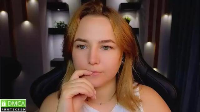 Image 3 of mira_mermayd Stream on Chaturbate on 1 month ago