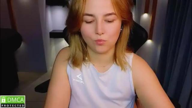 Image 8 of mira_mermayd Stream on Chaturbate on 1 month ago