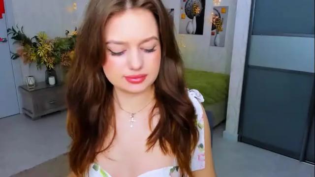 Image 6 of miraclecurly Stream on Chaturbate on 2 months ago