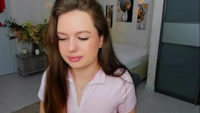 Image 8 of miraclecurly Stream on Chaturbate on 2 months ago