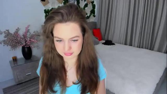Image 8 of miraclecurly Stream on Chaturbate on 1 month ago