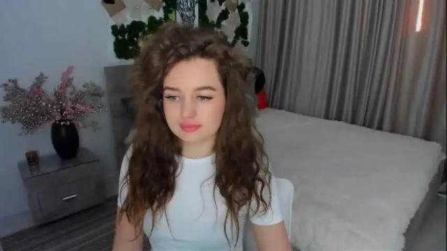 Thumbnail 2, miraclecurly's Stream at Chaturbate, 1 month ago