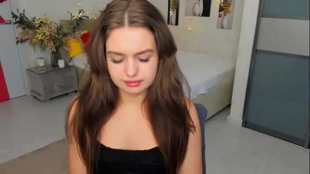 Image 10 of miraclecurly Stream on Chaturbate on 1 month ago