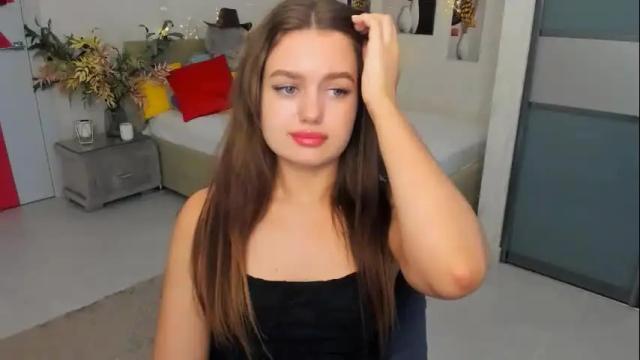 Image 11 of miraclecurly Stream on Chaturbate on 1 month ago