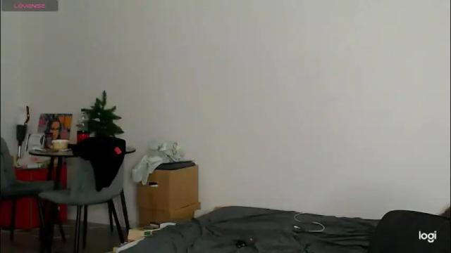 Image 3 of miradiaz Stream on Chaturbate on 26 days ago