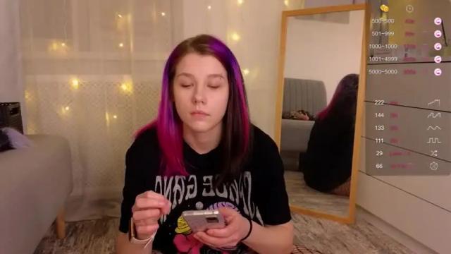 Image 10 of mirafalls Stream on Chaturbate on 12 months ago