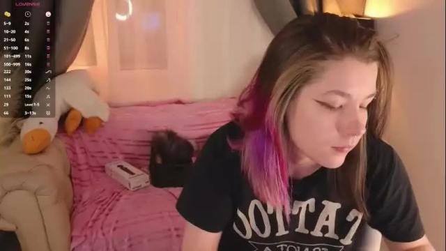 Image 2 of mirafalls Stream on Chaturbate on 11 days ago
