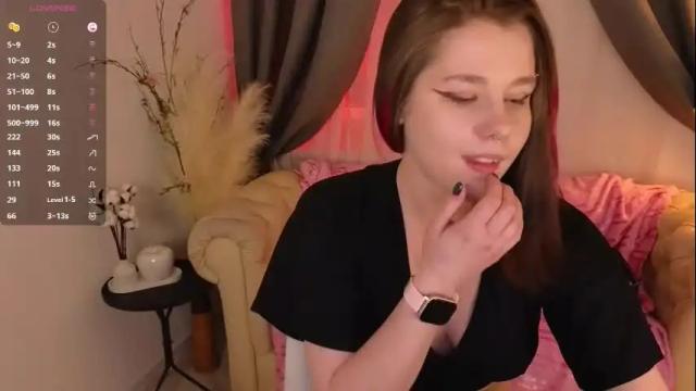 Image 11 of mirafalls Stream on Chaturbate on 2 days ago