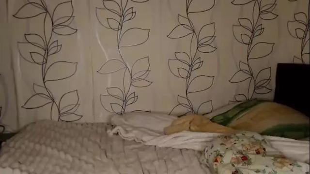Image 8 of mirahardmanxx Stream on Chaturbate on 9 days ago