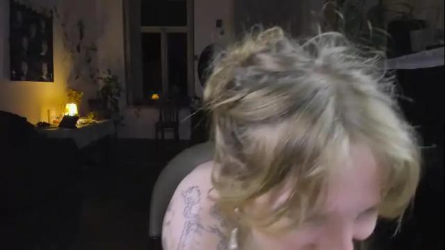 Image 2 of miranda2_0 Stream on Chaturbate on 6 months ago