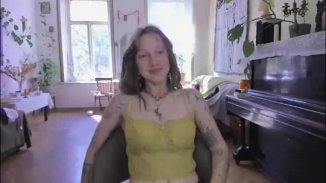 Image 7 of miranda2_0 Stream on Chaturbate on 3 months ago