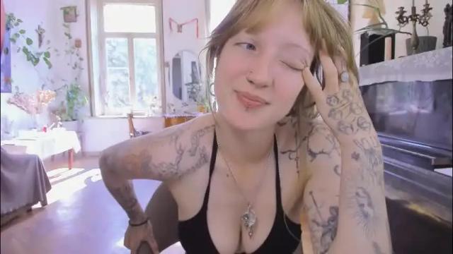 Image 8 of miranda2_0 Stream on Chaturbate on 3 months ago