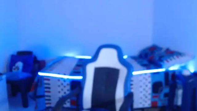 Image 4 of miranda_40 Stream on Chaturbate on 13 months ago