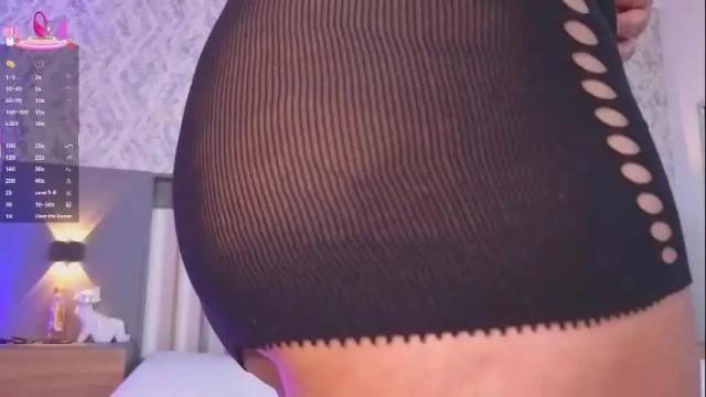 Image 4 of miranda_blair Stream on Chaturbate on 26 days ago
