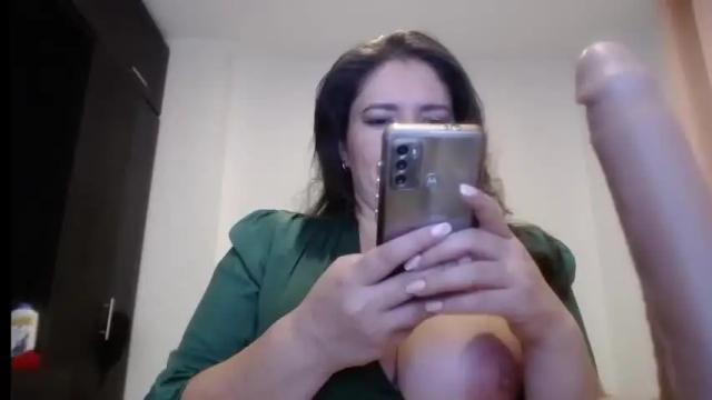 Image 7 of miranda_lovers_ Stream on Chaturbate on 14 months ago