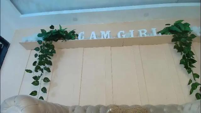 Image 10 of miranda_villa Stream on Chaturbate on 14 days ago