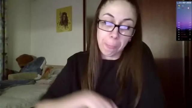 Image 4 of miranda_wish Stream on Chaturbate on 15 months ago