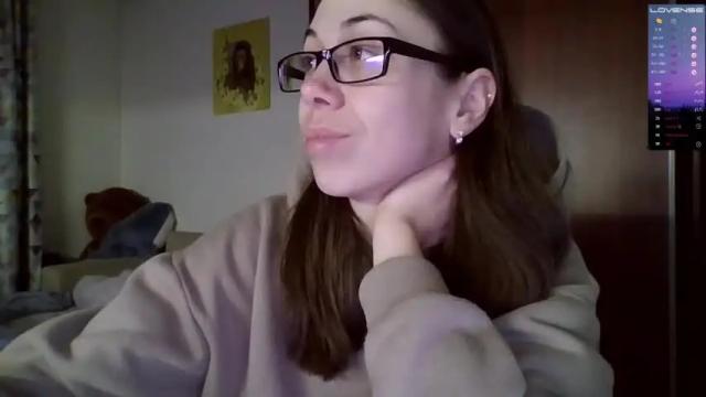 Image 10 of miranda_wish Stream on Chaturbate on 14 months ago