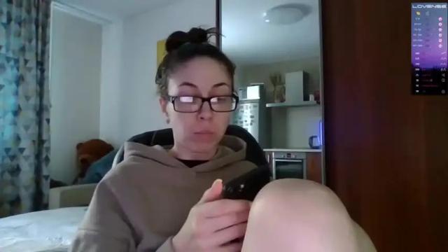 Image 3 of miranda_wish Stream on Chaturbate on 13 months ago