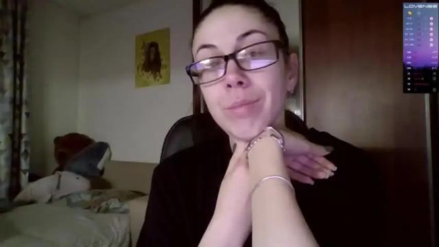 Image 6 of miranda_wish Stream on Chaturbate on 12 months ago