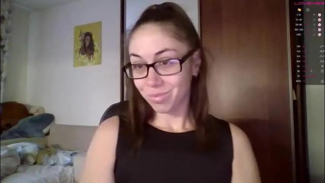 Image 4 of miranda_wish Stream on Chaturbate on 4 months ago