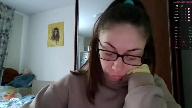 Image 4 of miranda_wish Stream on Chaturbate on 4 months ago