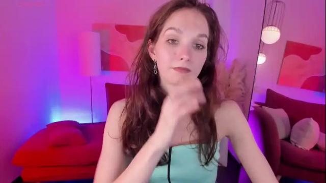 Image 4 of mirandaglow Stream on Chaturbate on 4 months ago
