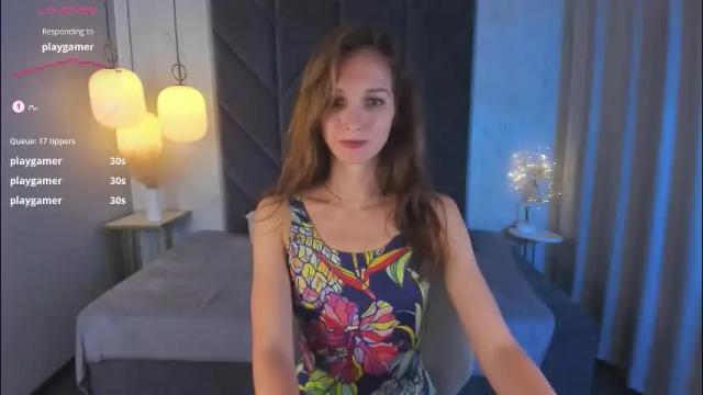 Image 2 of mirandaglow Stream on Chaturbate on 3 months ago