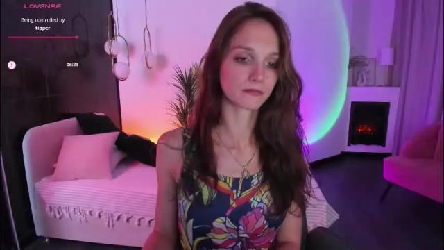 Image 12 of mirandaglow Stream on Chaturbate on 2 months ago