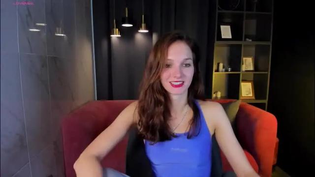 Image 8 of mirandaglow Stream on Chaturbate on 2 months ago