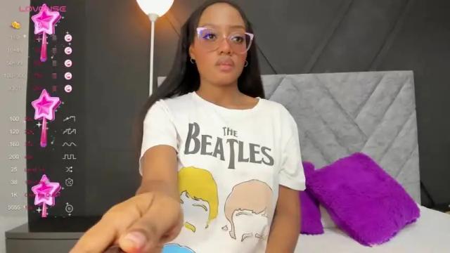 Thumbnail 3, mirandarobinson's Stream at Chaturbate, 14 months ago