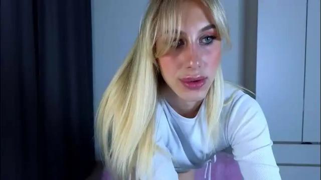 Image 6 of miraraid Stream on Chaturbate on 18 days ago