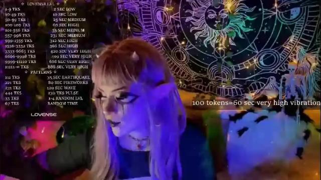 Image 12 of mirareed Stream on Chaturbate on 2 months ago