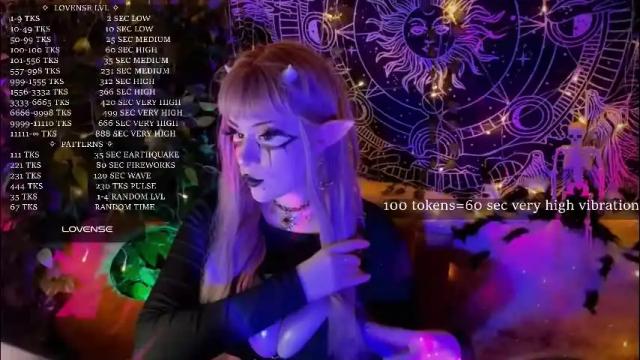 Image 3 of mirareed Stream on Chaturbate on 2 months ago