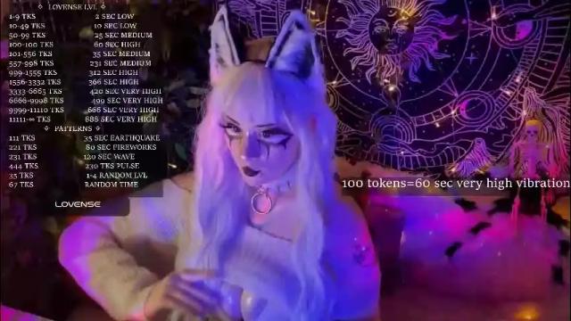 Image 3 of mirareed Stream on Chaturbate on 2 months ago